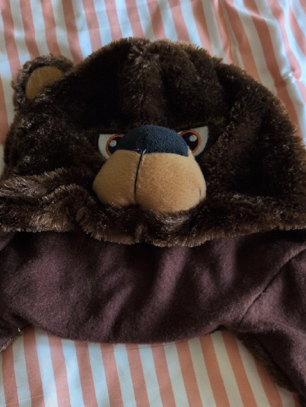 Kids Chicago Bears Brown Bear Plush Earflap Hat - Picture 5 of 5